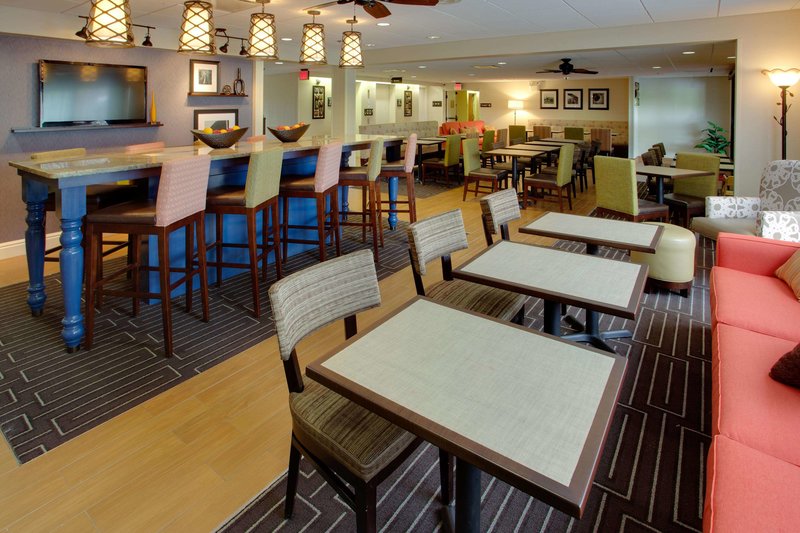 hampton inn pittsburgh airport