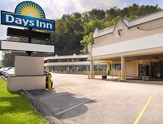 Days Inn By Wyndham Pittsburgh,Pittsburgh>>Carnegie,2 star