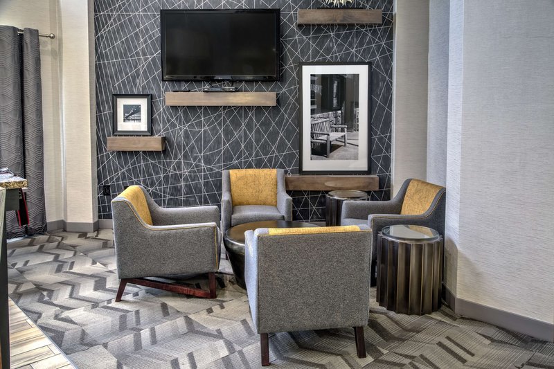 hampton inn and suites memphis wolfchase galleria