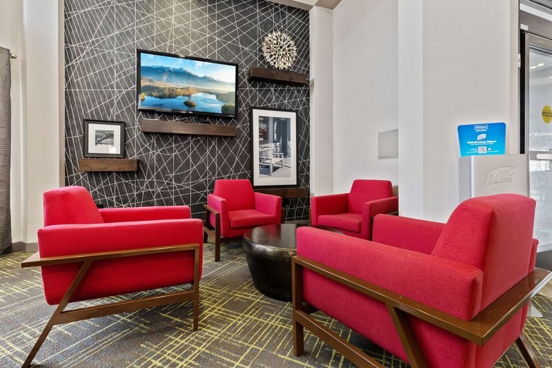 hampton inn and suites memphis wolfchase galleria