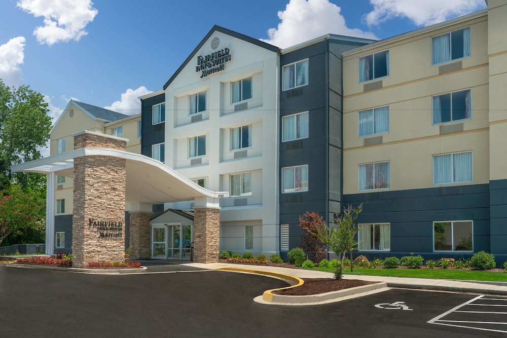 fairfield inn and suites memphis i 240 and perkins