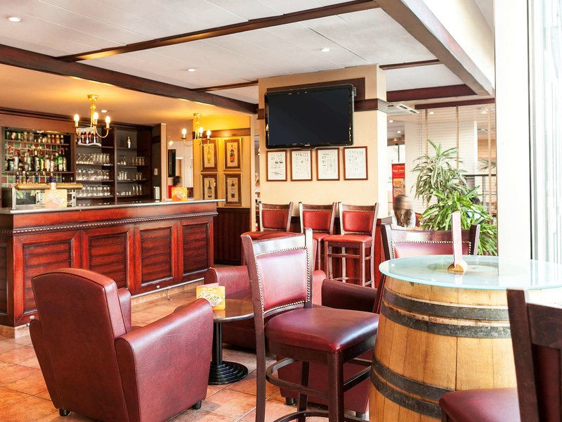 ibis lyon caluire cite internationale