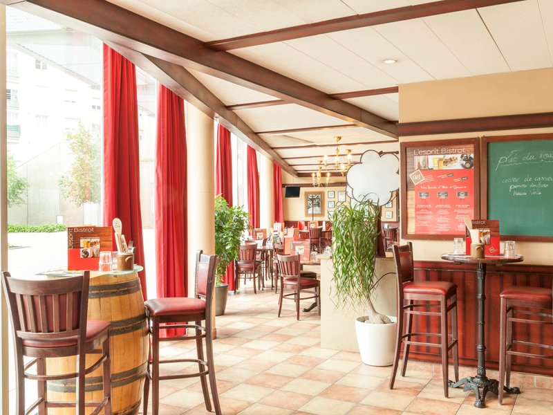 ibis lyon caluire cite internationale