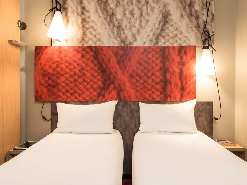 ibis lyon caluire cite internationale