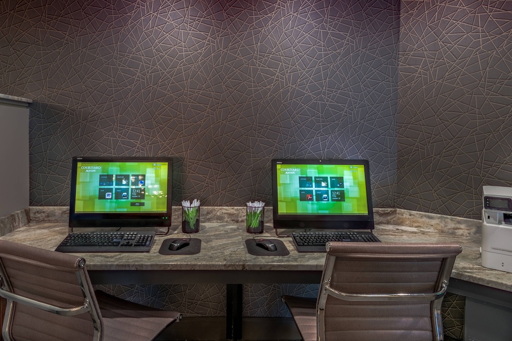 courtyard by marriott bethesda chevy chase