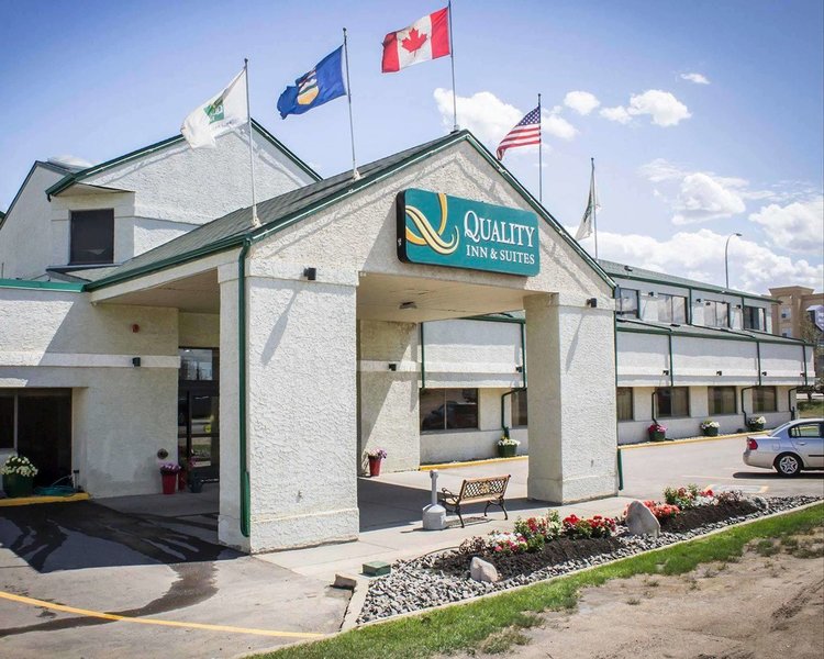 ramada by wyndham nisku edmonton airport