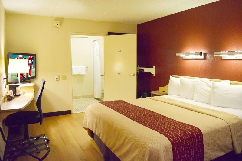 red roof inn buffalo niagara airport