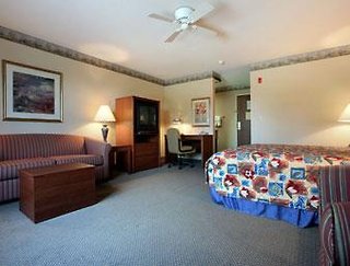 Baymont By Wyndham Waterford/Burlington Wi,Milwaukee>>Lake Geneva,3 star