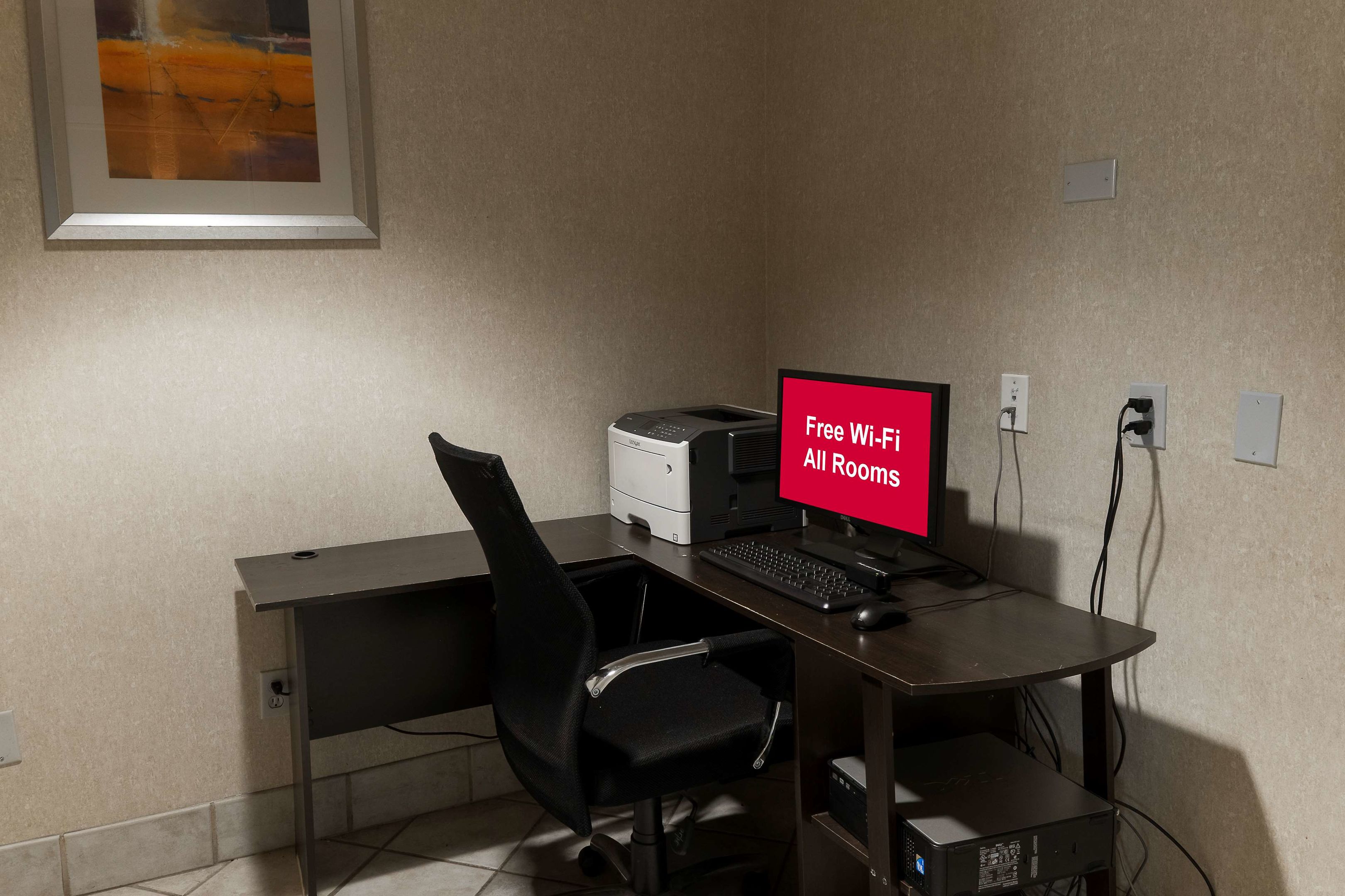 red roof inn plus long island garden city