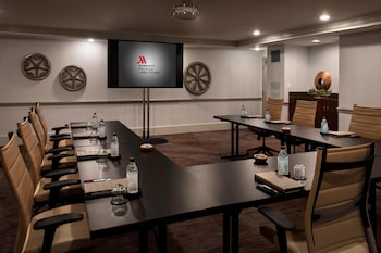 Marriott Melville Long Island,Long Island>>Commack,4 star