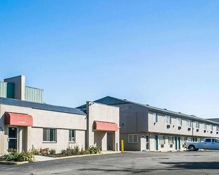 Highlander Inn,North Randall>>Cleveland,2 star