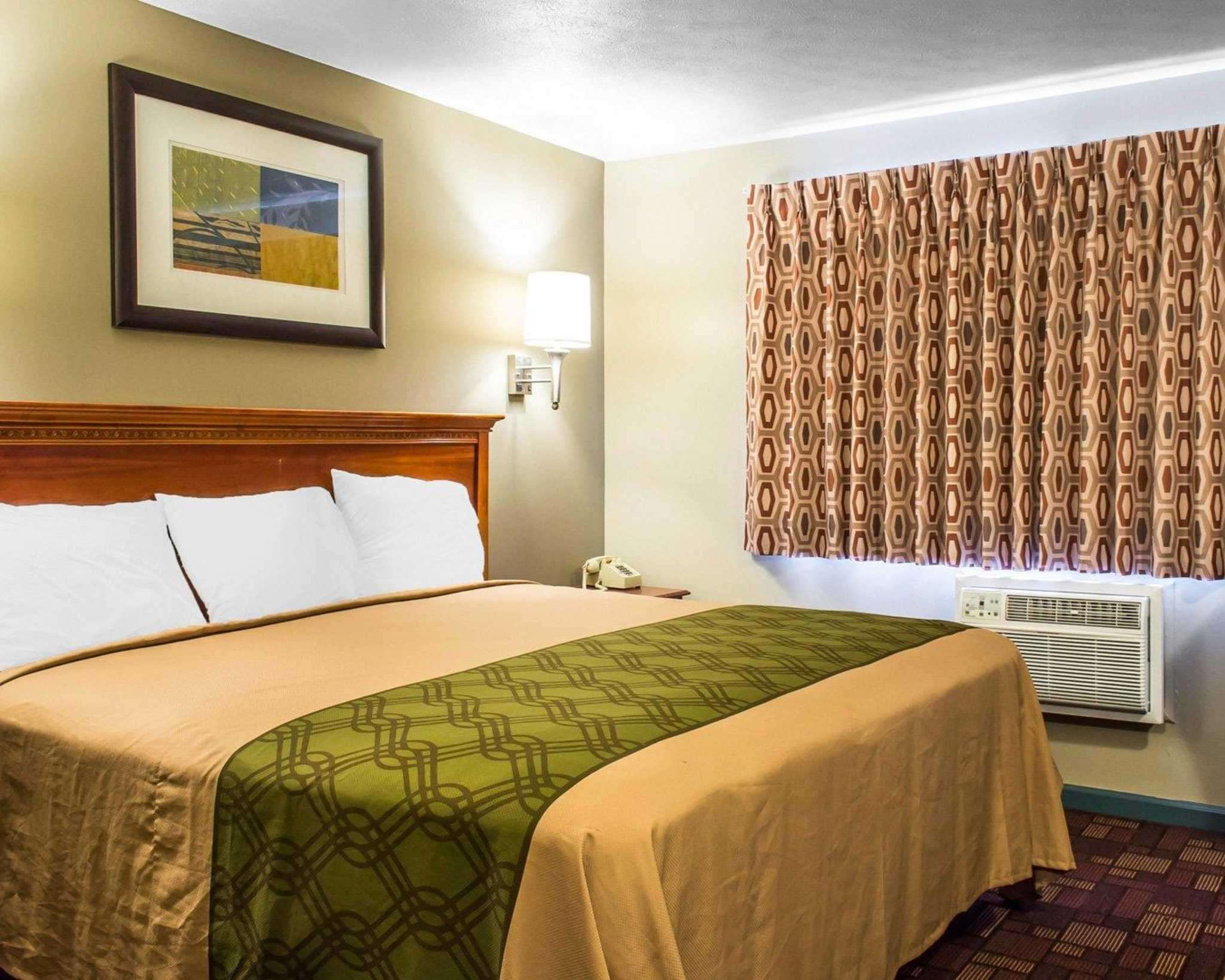 highlander inn