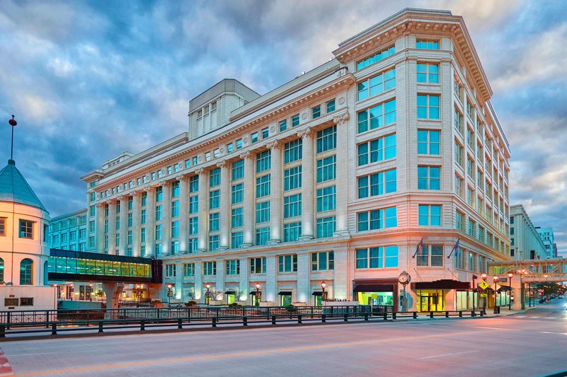 residence inn milwaukee downtown by marriott