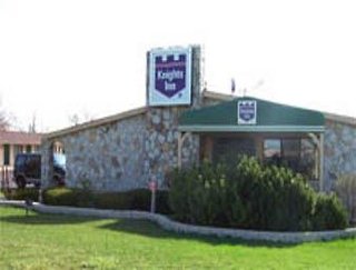 Knights Inn Racine,Mount Pleasant>>Milwaukee,2 star