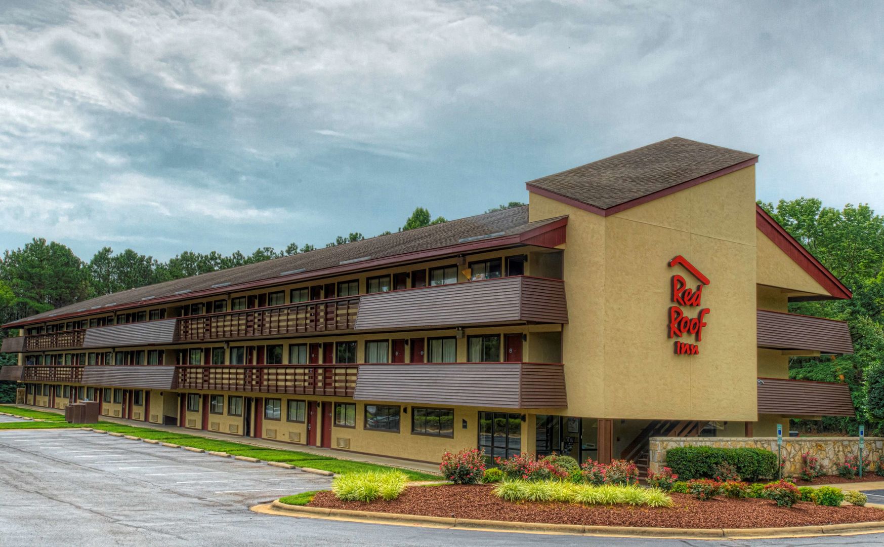 red roof inn chapel hill unc