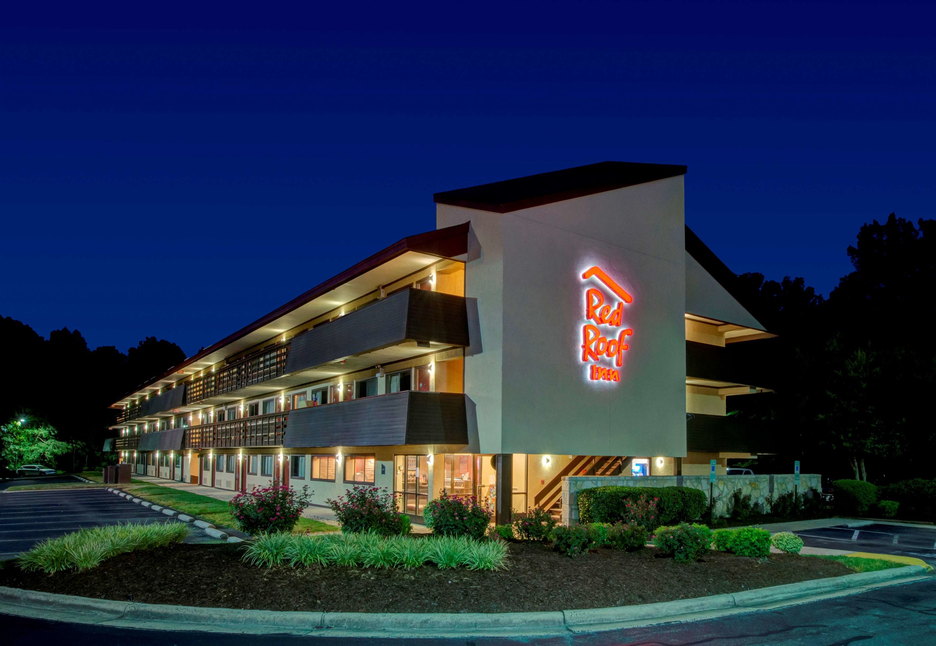 red roof inn chapel hill unc