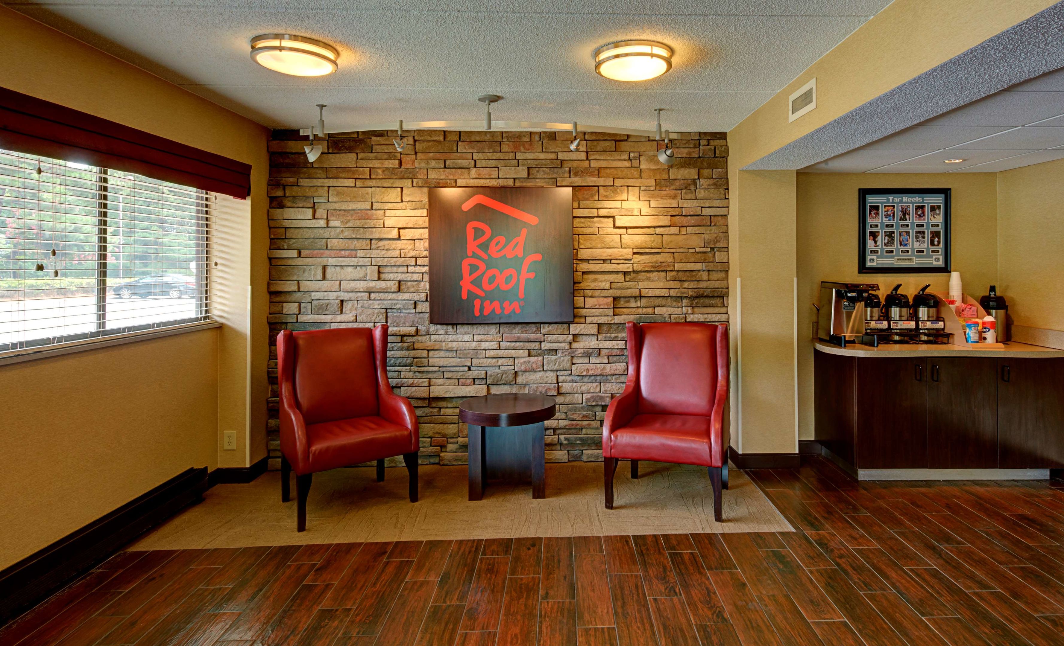 red roof inn chapel hill unc