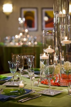 Raleigh Marriott Crabtree Valley,House Creek>>Charlotte,4 star