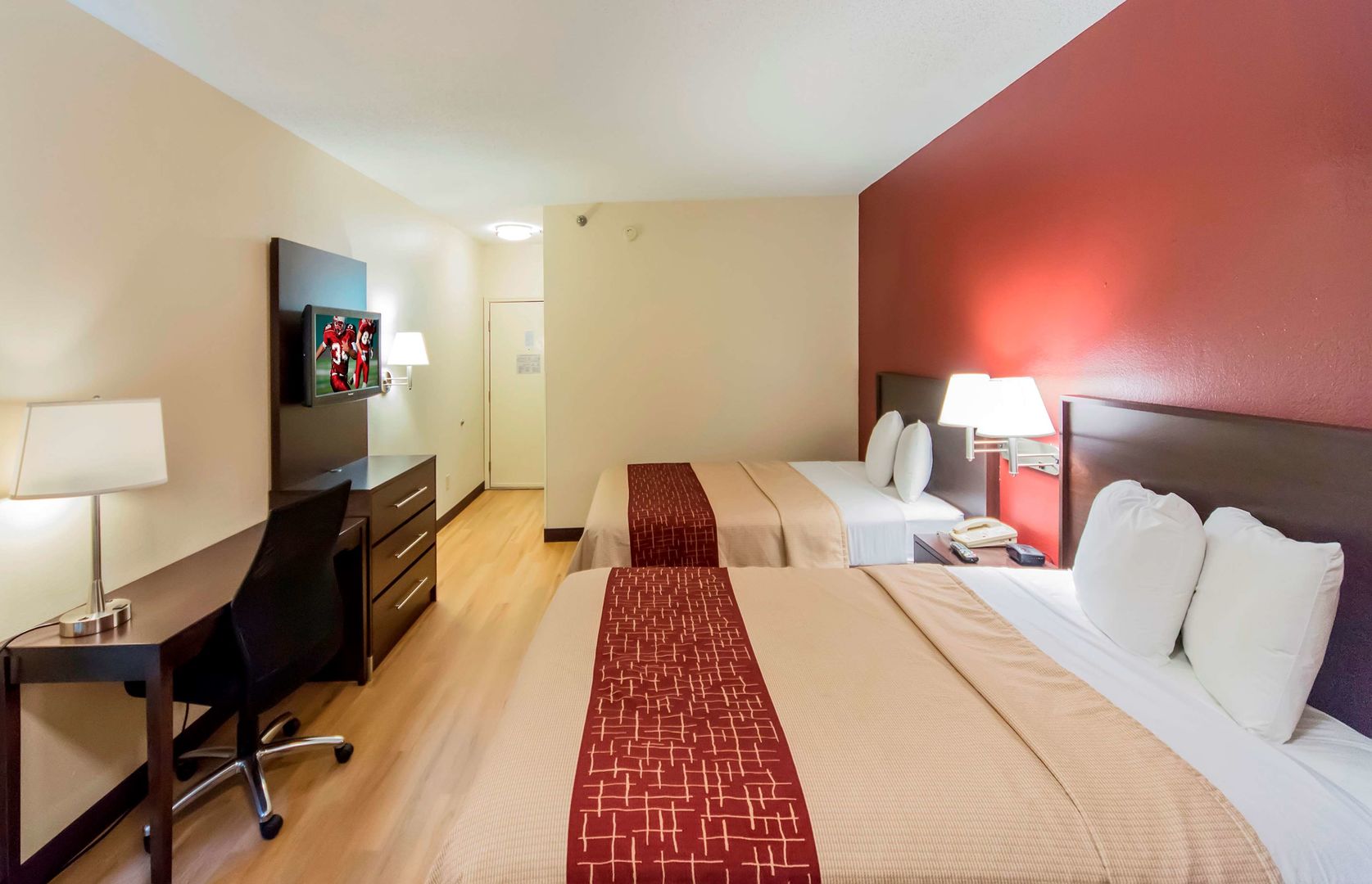 red roof inn plus raleigh downtown ncsu conv center