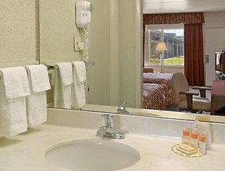 Days Inn By Wyndham Durham/Near Duke University,North Carolina>>Durham,2 star