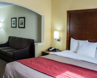 Comfort Inn Garner Clayton I-40,Four Oaks>>Cape Fear River,2.5 star