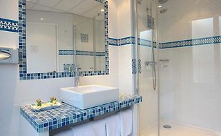 Le 46 Hotel,Near Arc De Triomphe,3 star