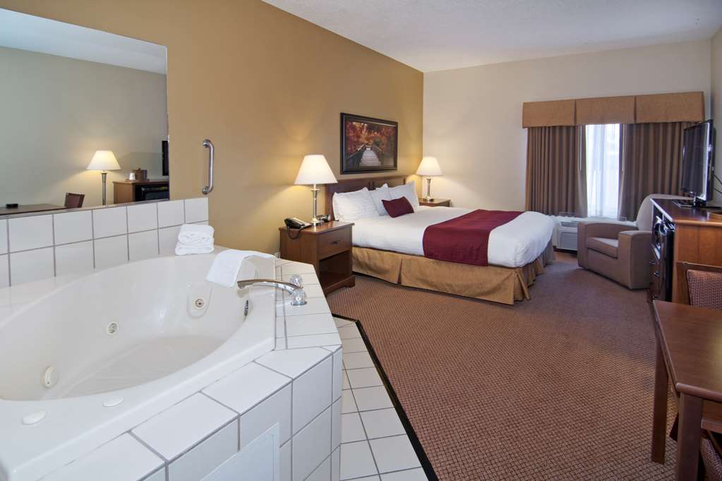 best western plus albert lea i 90 i 35 hotel