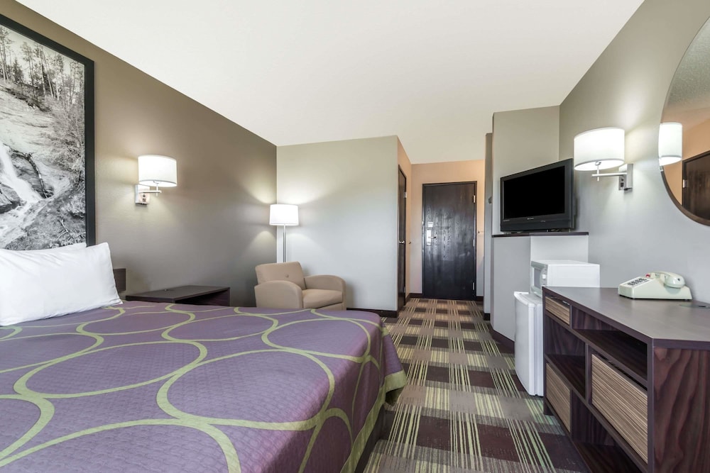 super 8 by wyndham kimball