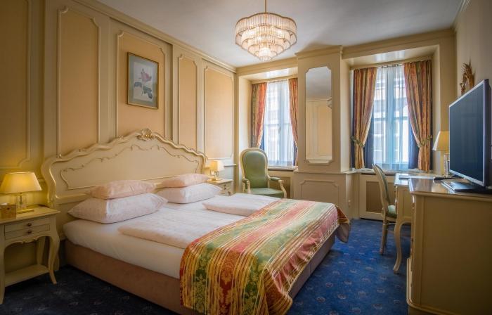 schlosshotel romischer kaiser