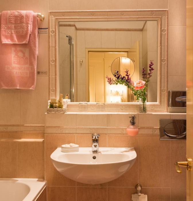 schlosshotel romischer kaiser