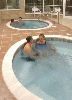 Swan Lake Resort,Indiana>>Bremen,4 star