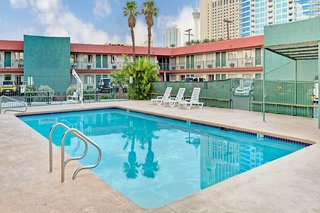 travelodge by wyndham las vegas