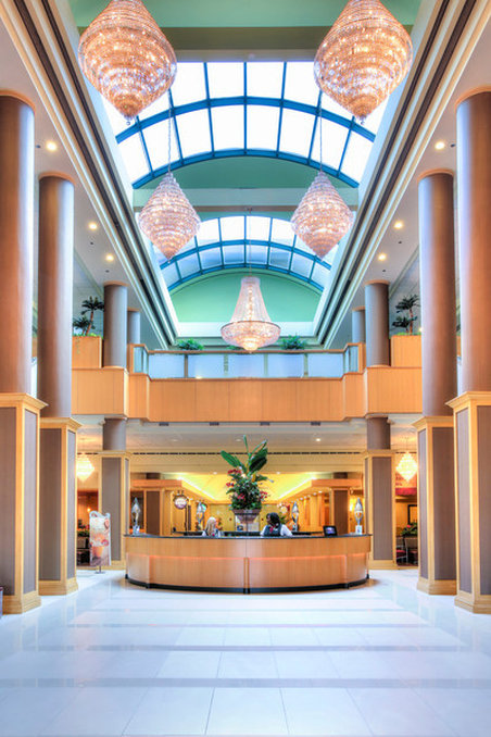 florida hotel and conference center in the florida mall