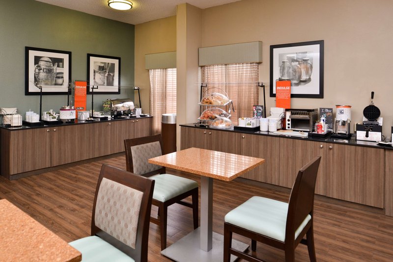 hampton inn closest to universal orlando