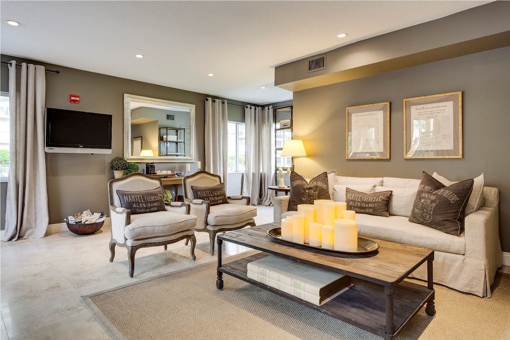 sun harbour boutique hotel