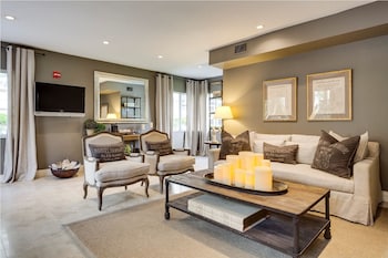 sun harbour boutique hotel