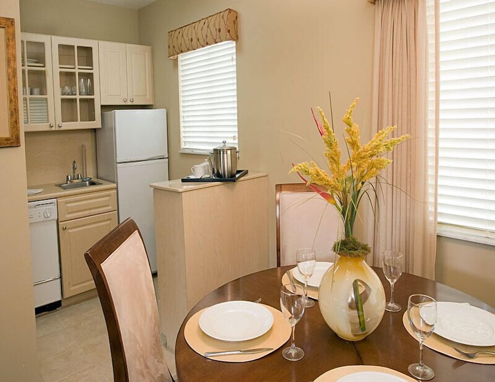 sun harbour boutique hotel