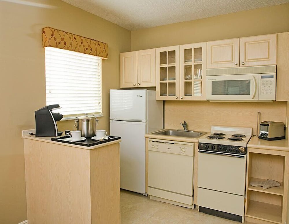 sun harbour boutique hotel