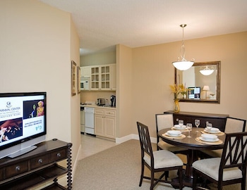 sun harbour boutique hotel