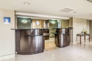 comfort inn convention center chicago ohare airport