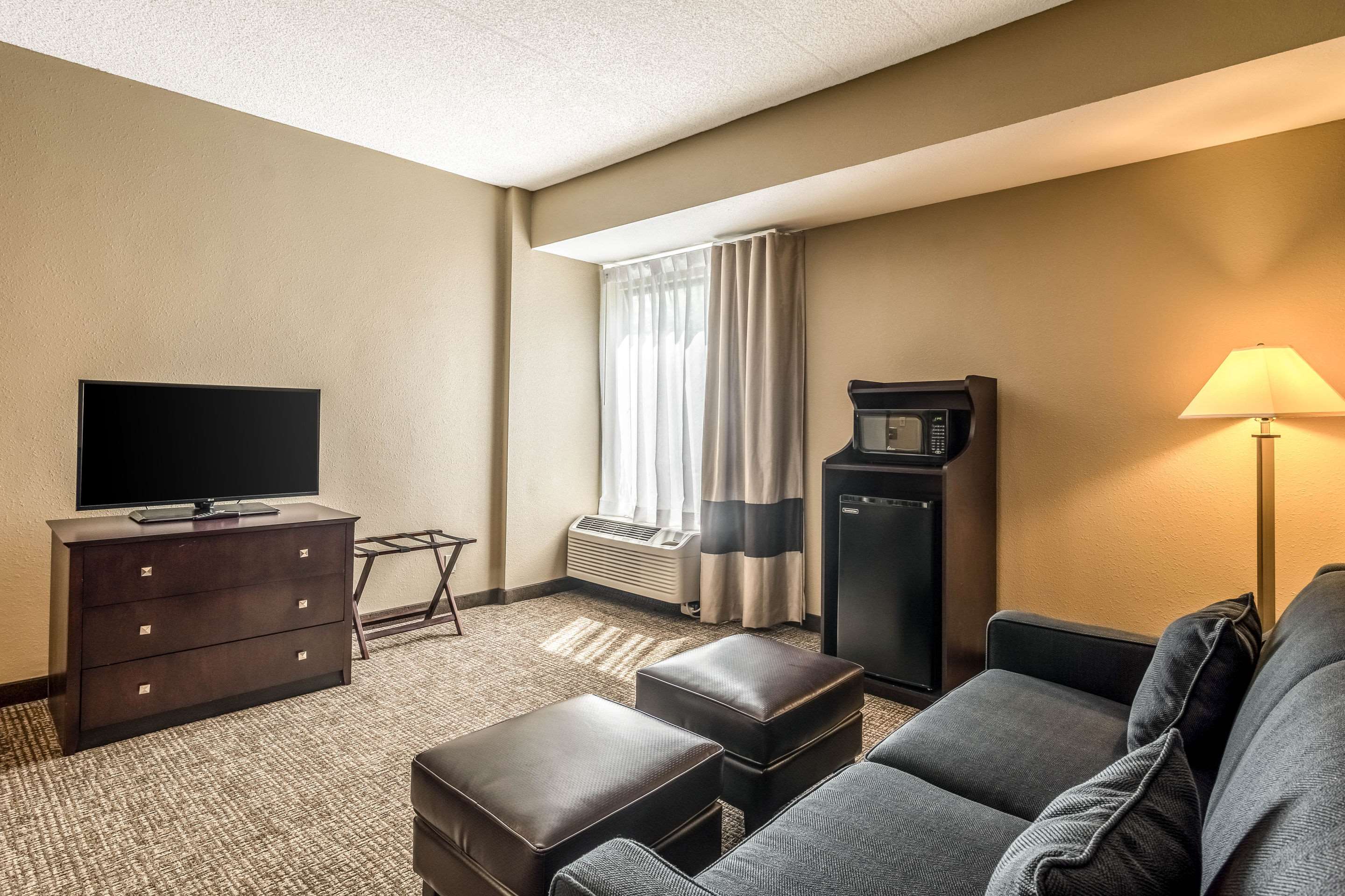 comfort inn convention center chicago ohare airport