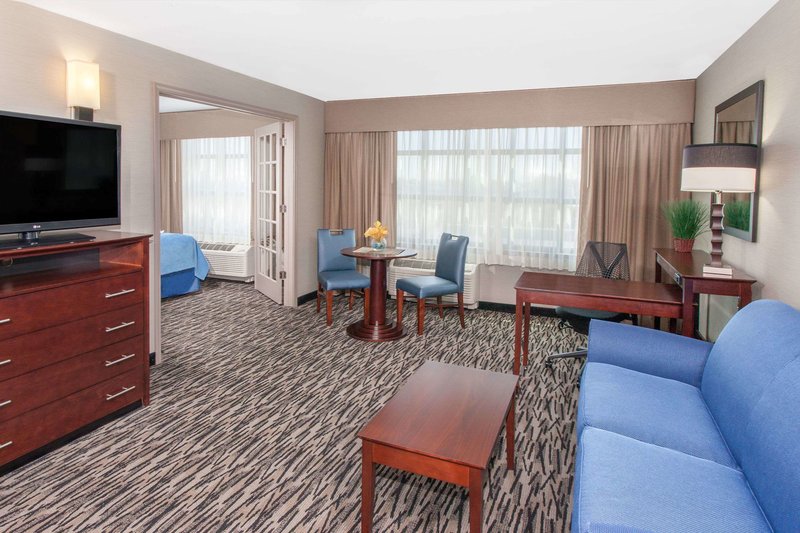 wyndham garden elk grove village ohare