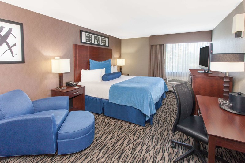 wyndham garden elk grove village ohare
