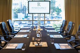 renaissance chicago ohare suites hotel