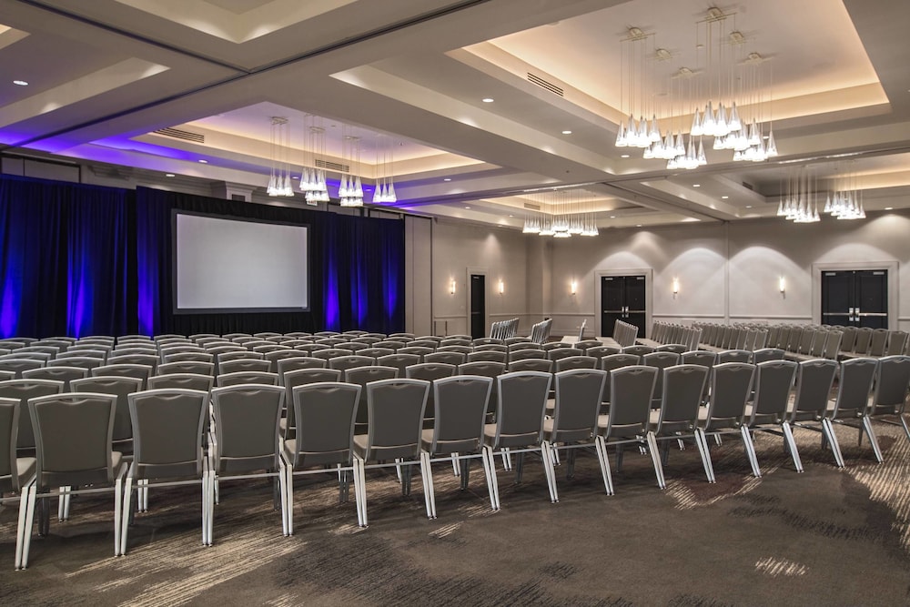 renaissance chicago ohare suites hotel