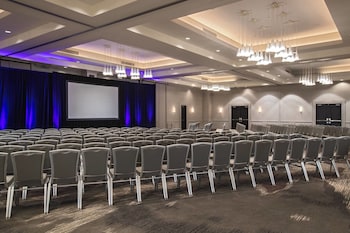 renaissance chicago ohare suites hotel