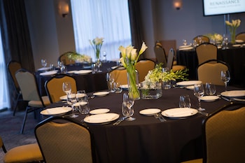 Renaissance Chicago O'hare Suites Hotel,Cook County>>Chicago,4 star