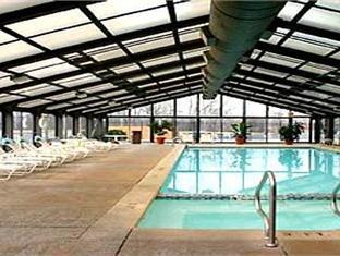 courtyard chicago elmhurst oakbrook area