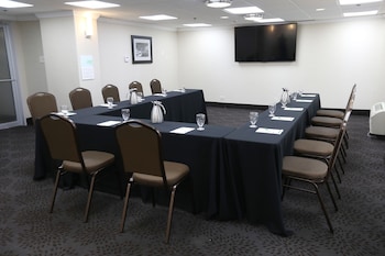 holiday inn chicago ohare area by ihg