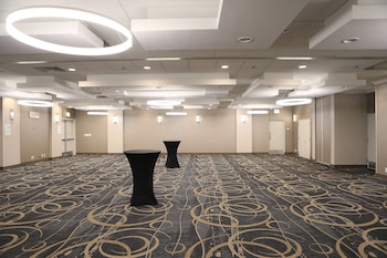 holiday inn chicago ohare area by ihg